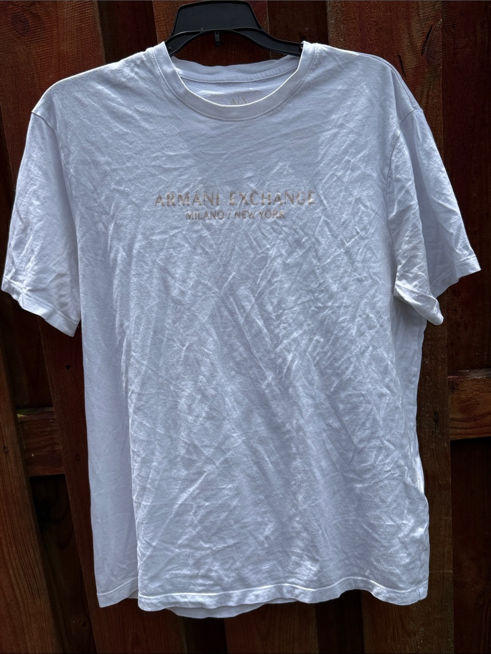 Armani Exchange White Short-Sleeve Logo Tee with Subtle Gold Embroidery